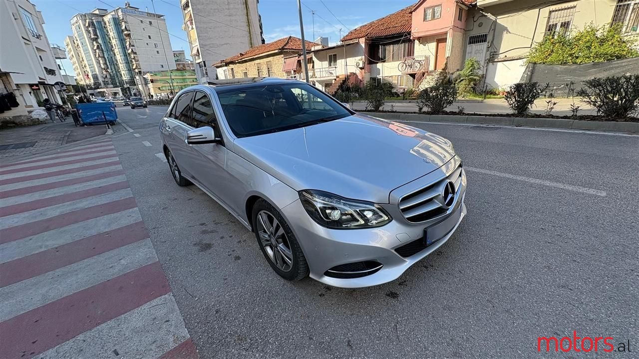 2014' Mercedes-Benz E 220 photo #4