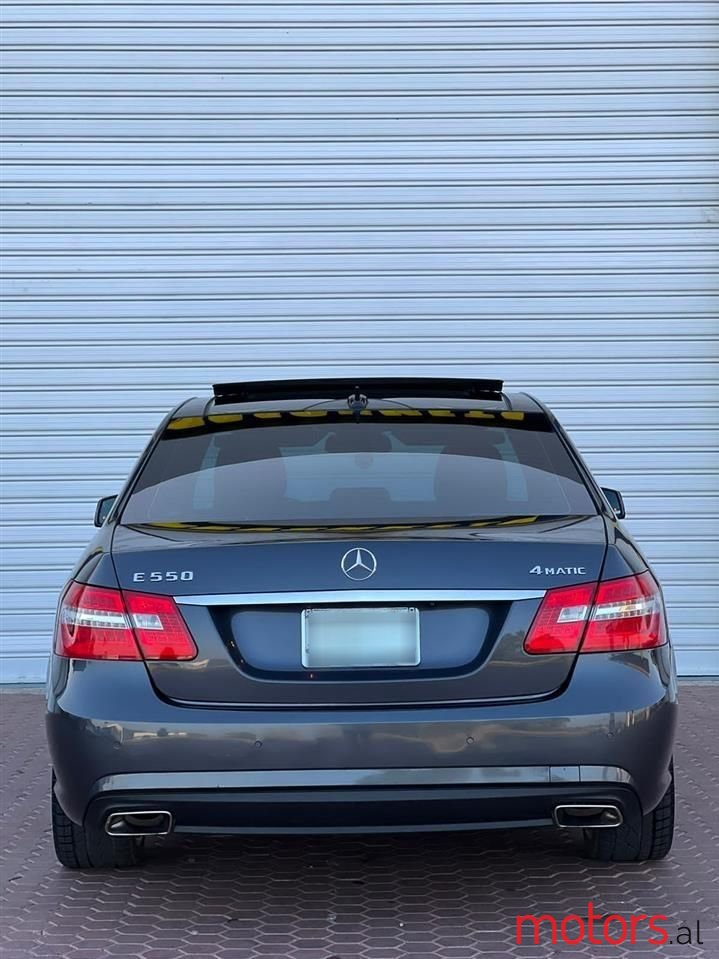 2011' Mercedes-Benz E 55 AMG photo #6