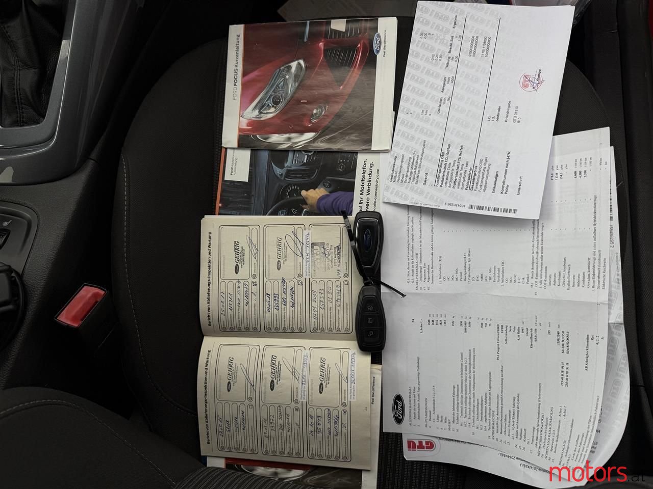 2012' Ford Focus photo #4