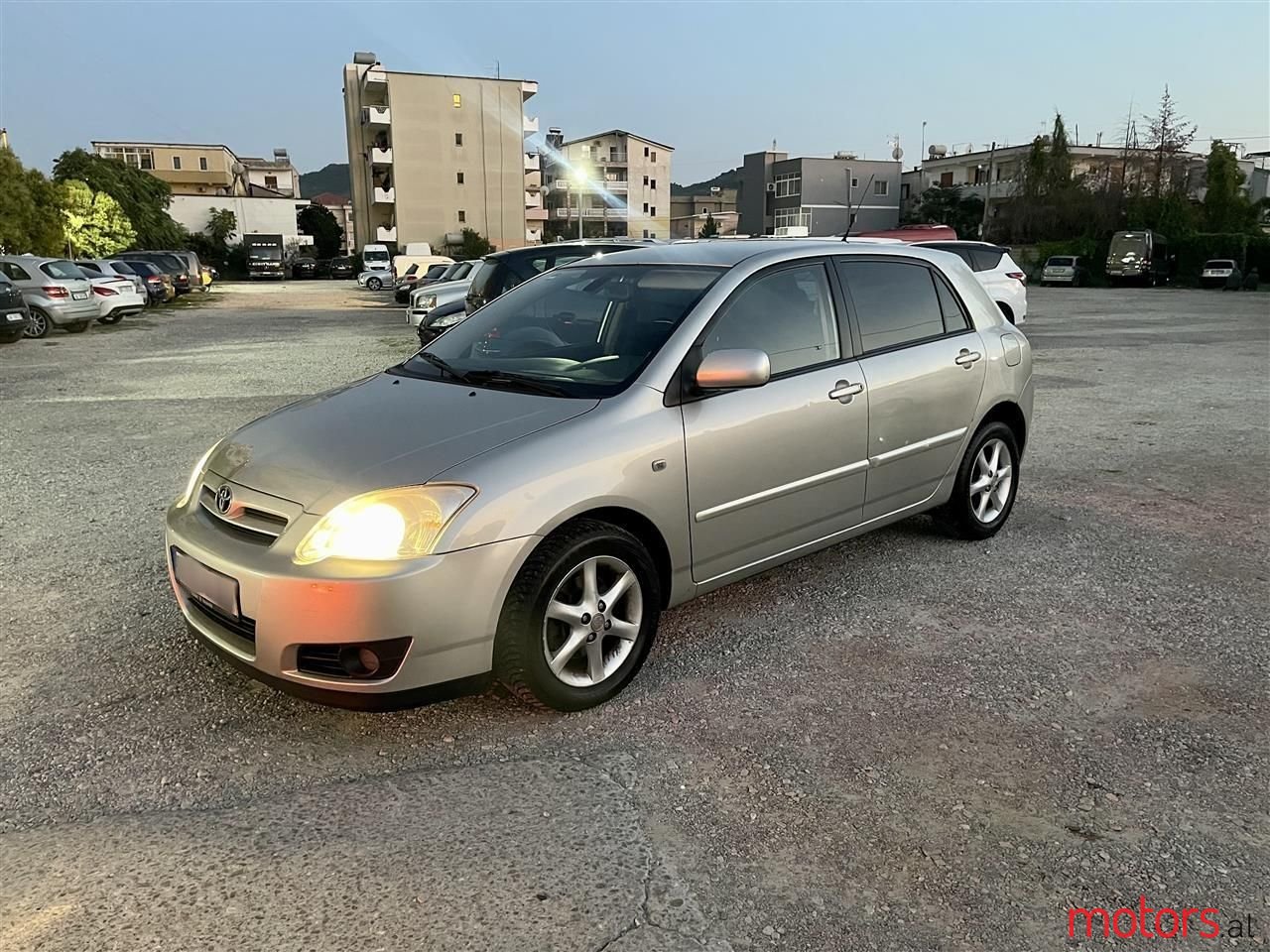 2006' Toyota Corolla photo #1