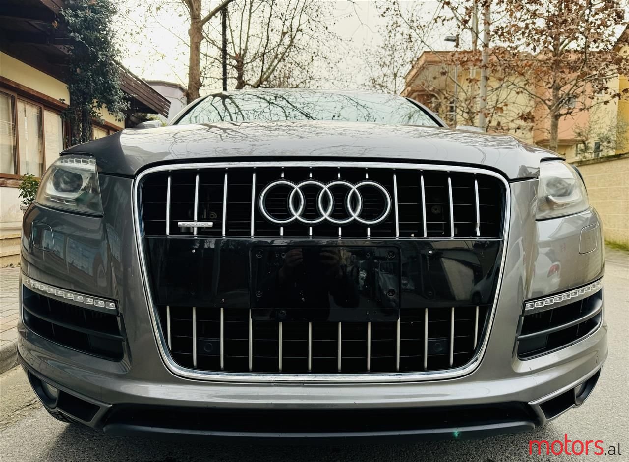 2010' Audi Q7 photo #1