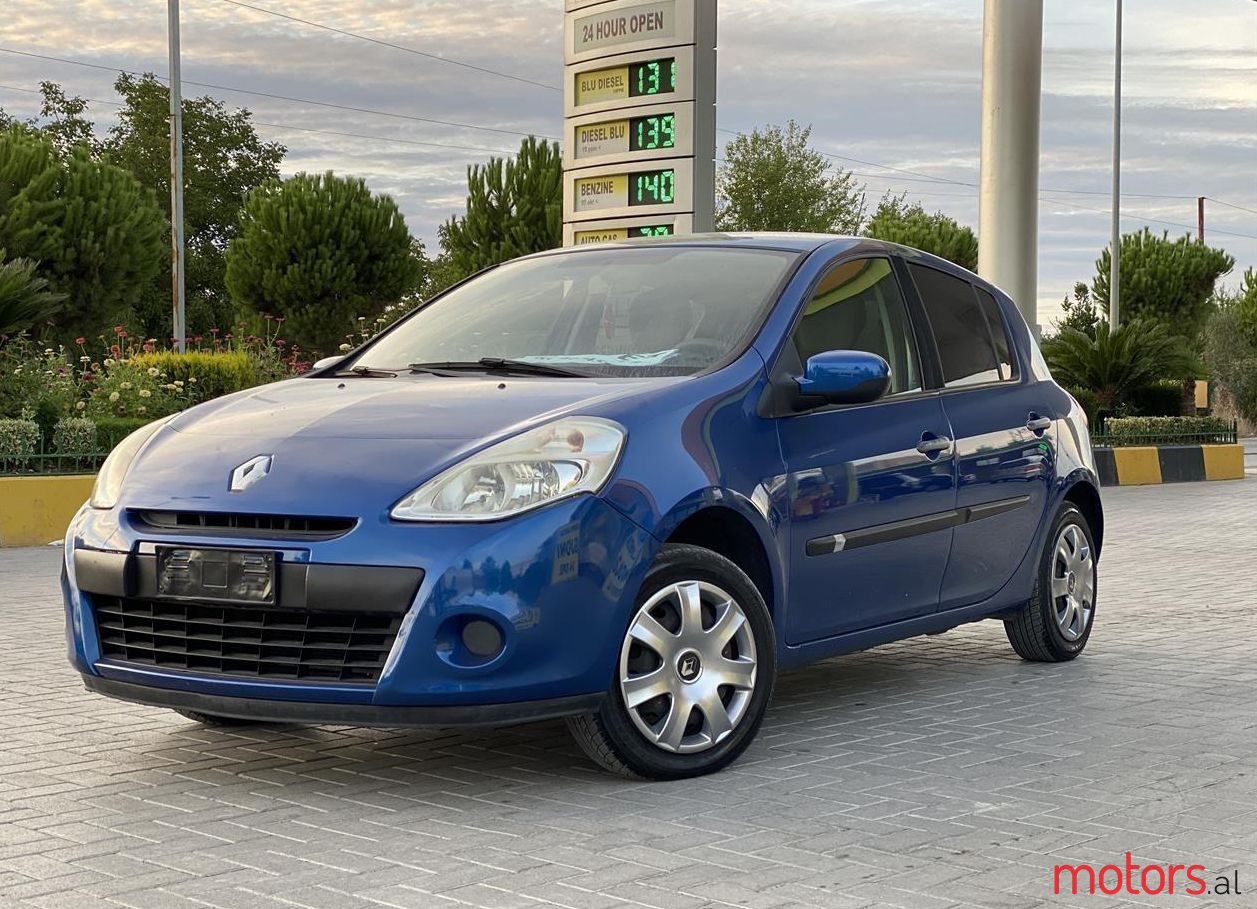 2010' Renault Clio photo #1