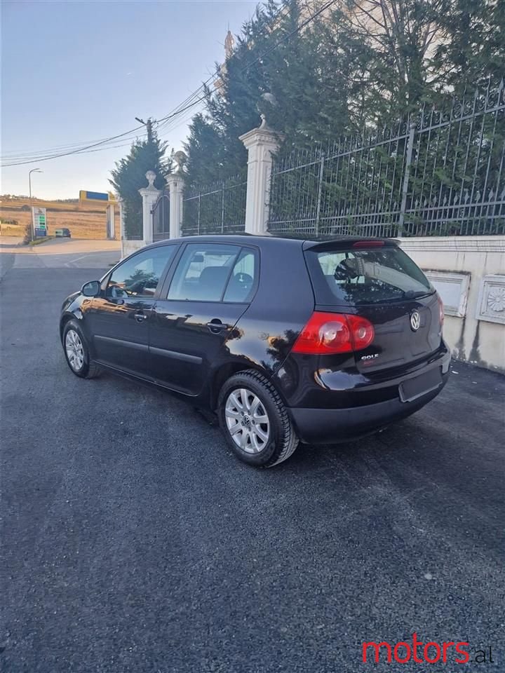 2006' Volkswagen Golf photo #3