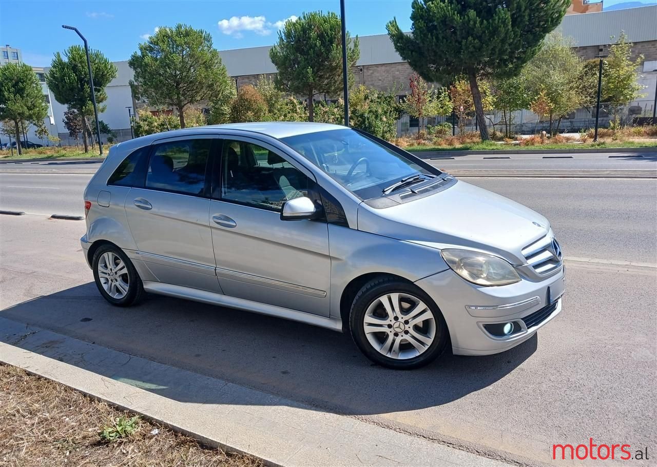2007' Mercedes-Benz B 220 photo #3