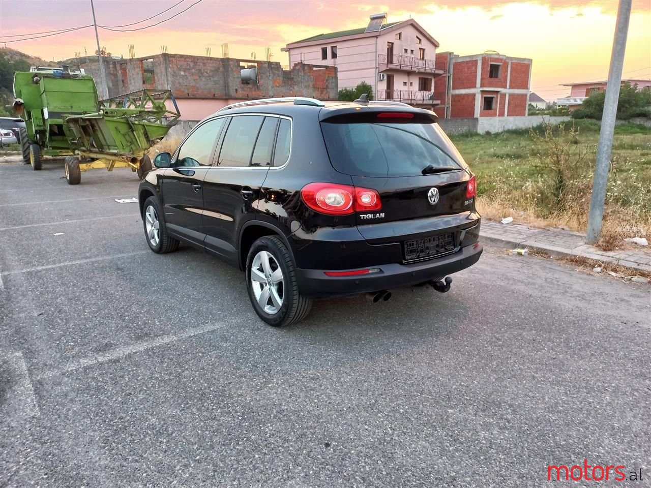2009' Volkswagen Tiguan photo #3