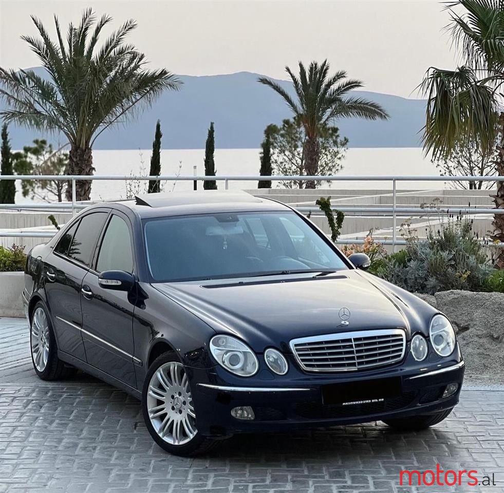 2003' Mercedes-Benz E 240 photo #1