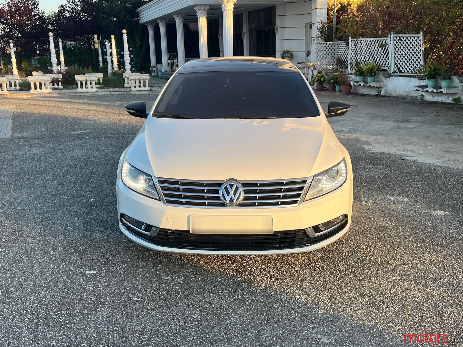 2016' Volkswagen Passat photo #4