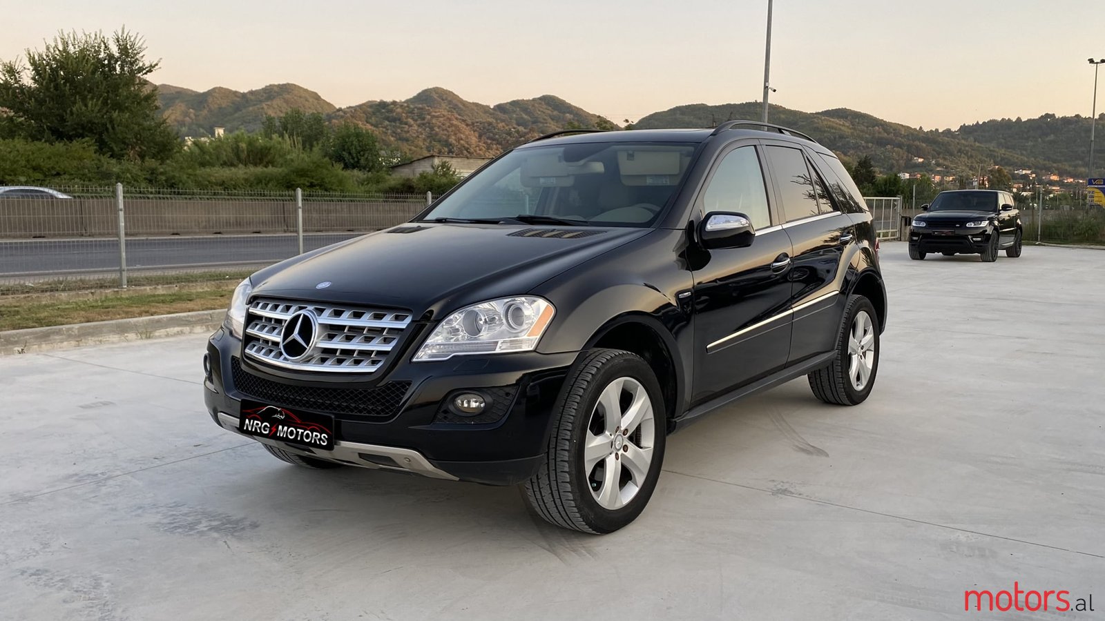 2010' Mercedes-Benz ML 350 photo #1