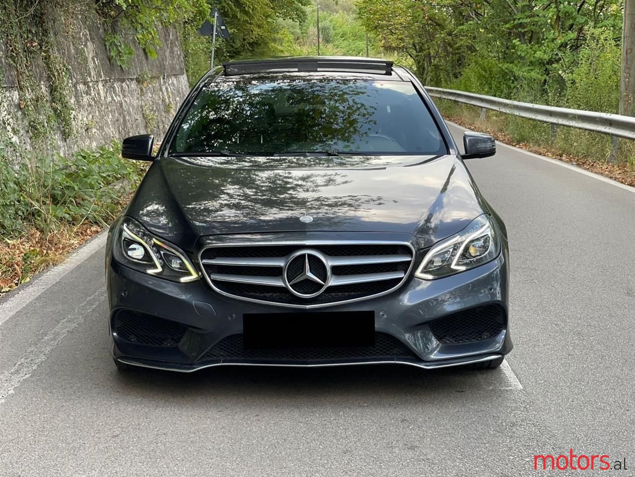 2014' Mercedes-Benz E 300 photo #1