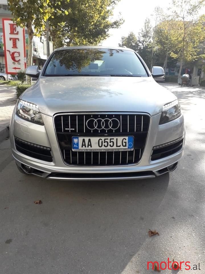 2011' Audi Q7 photo #1