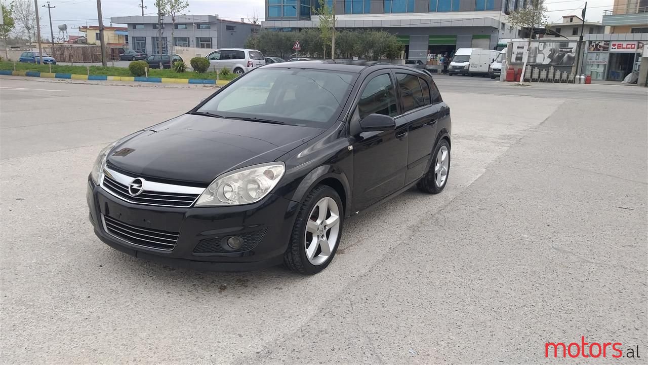 2009' Opel Astra photo #1