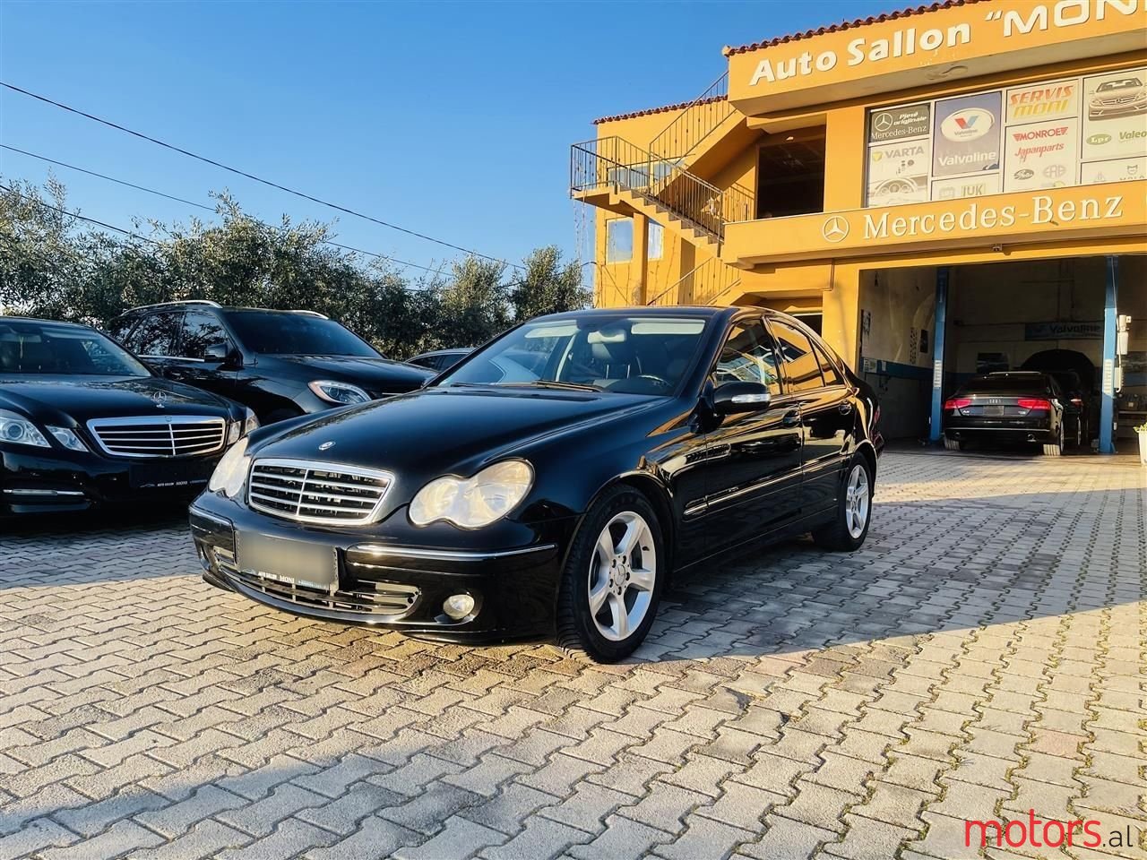 2005' Mercedes-Benz C 220 photo #1