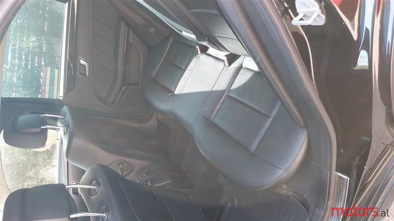 2014' Mercedes-Benz E 200 photo #3