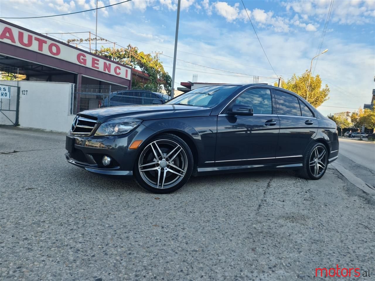 2010' Mercedes-Benz C 300 photo #1