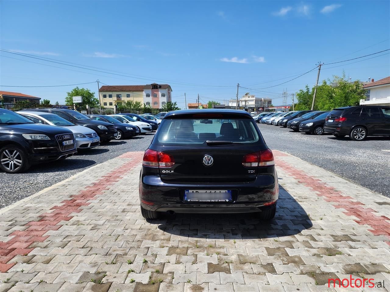 2010' Volkswagen Golf photo #6