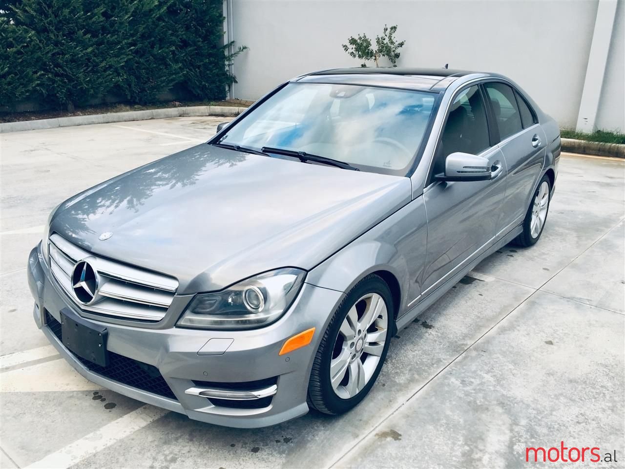 2012' Mercedes-Benz C 300 photo #5