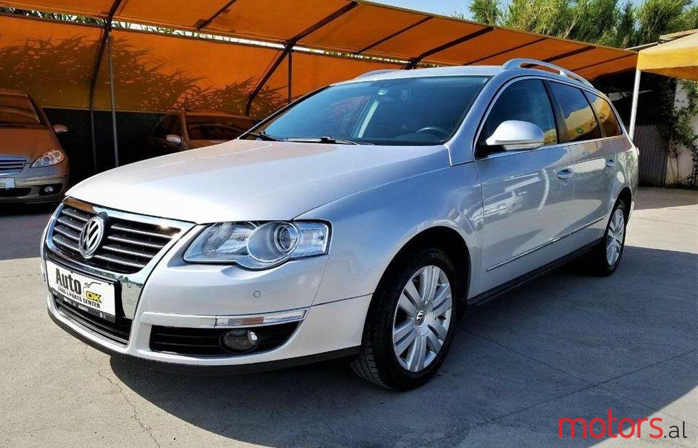 2008' Volkswagen Passat photo #3