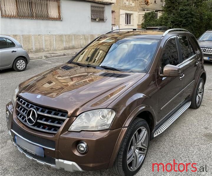 2010' Mercedes-Benz ML 350 photo #4