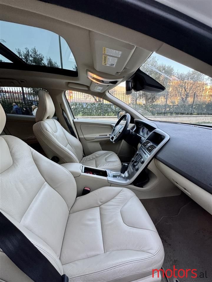 2011' Volvo Xc 60 photo #6