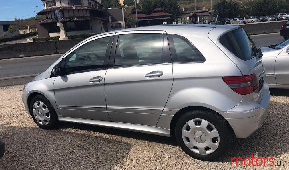 2005' Mercedes-Benz B 200 photo #3