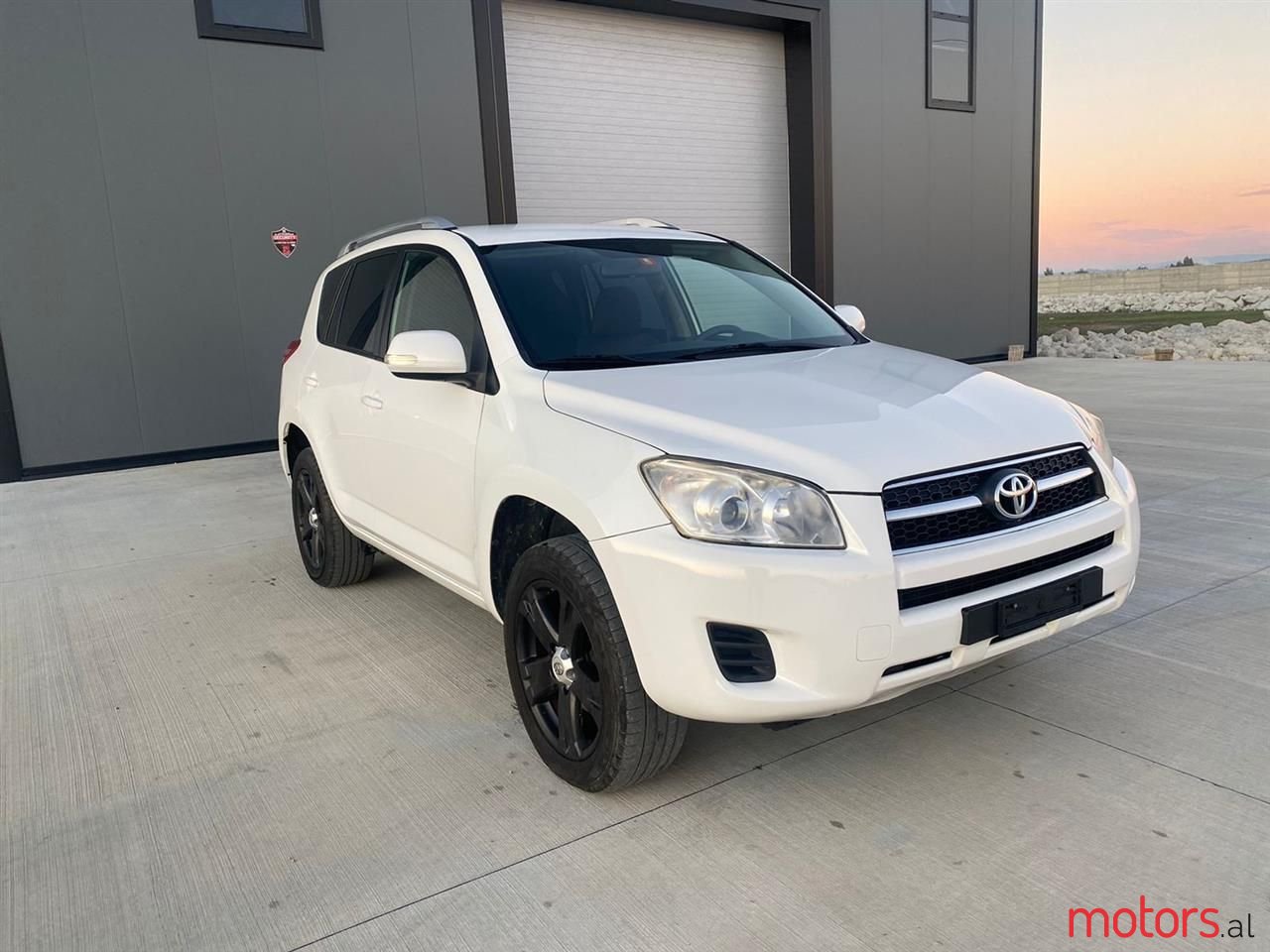 2010' Toyota RAV4 photo #1