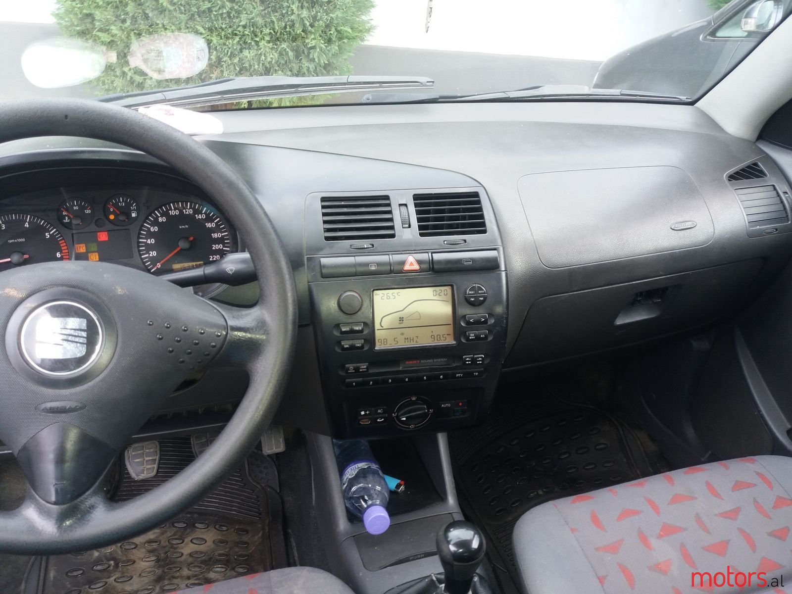 2001' SEAT Cordoba photo #2