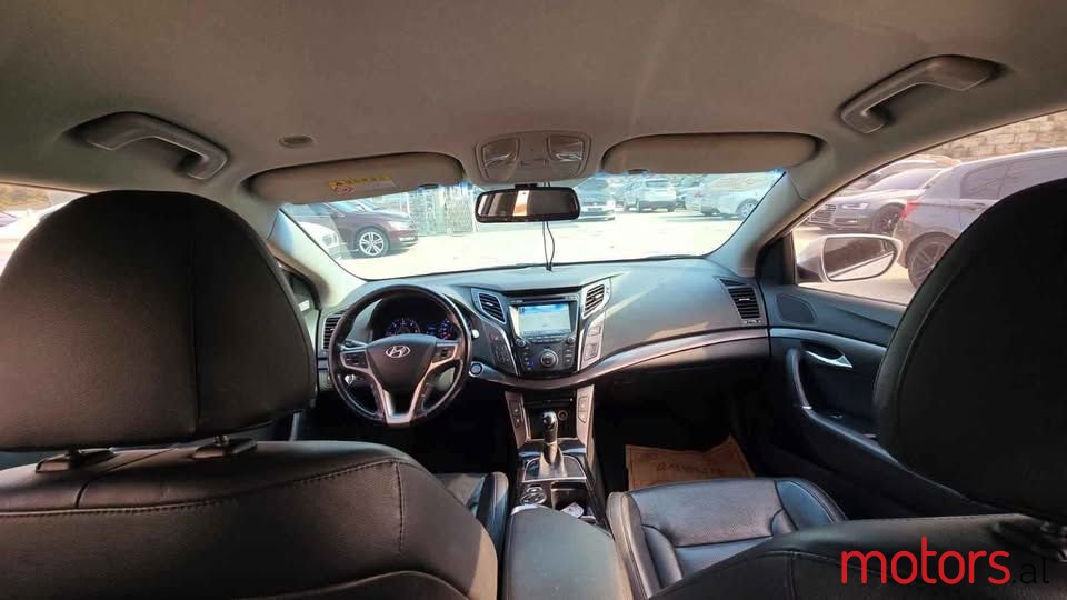 2013' Hyundai i40 photo #6