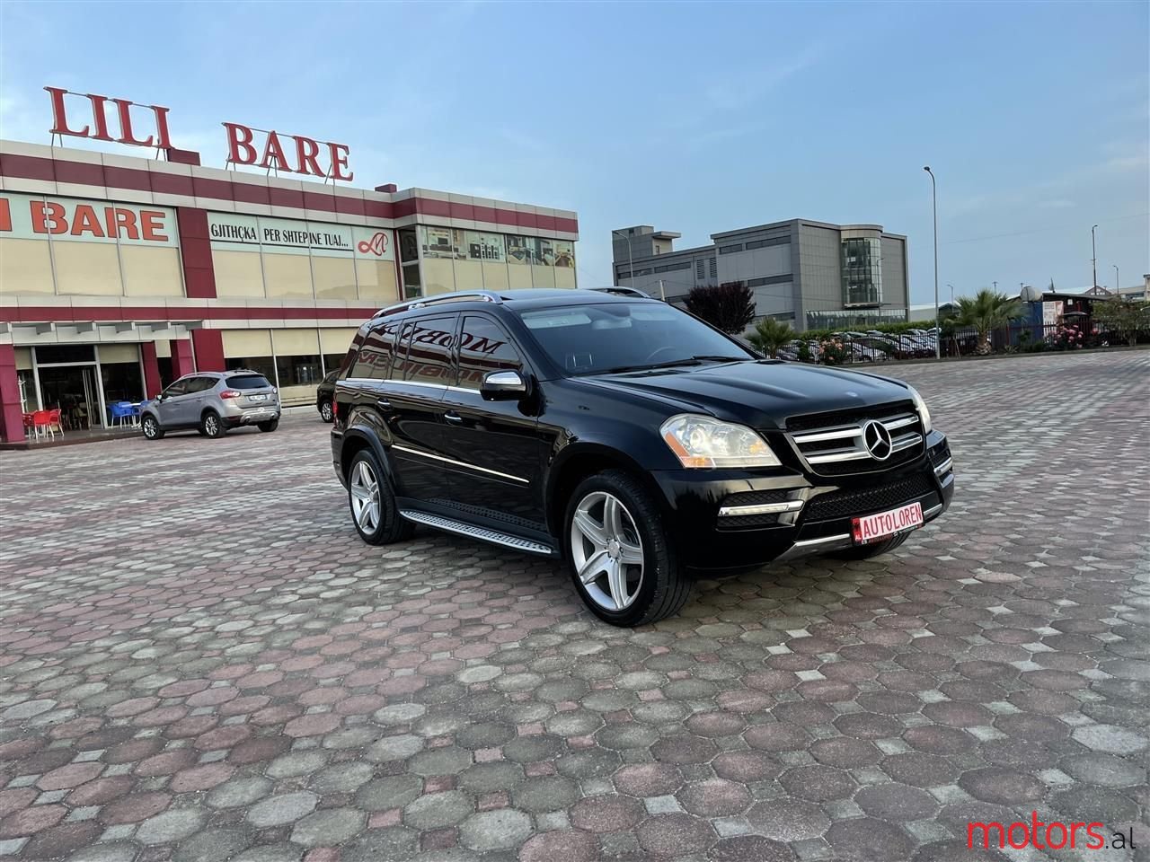 2010' Mercedes-Benz GL 55 AMG photo #3