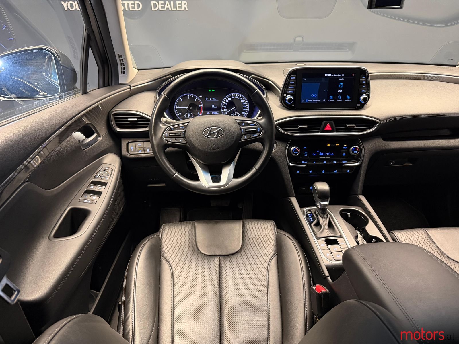 2019' Hyundai Santa Fe photo #2