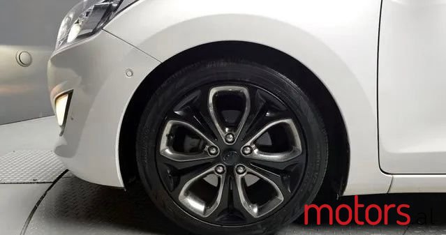 2013' Hyundai i30 photo #6