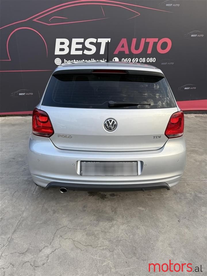 2013' Volkswagen Polo photo #4