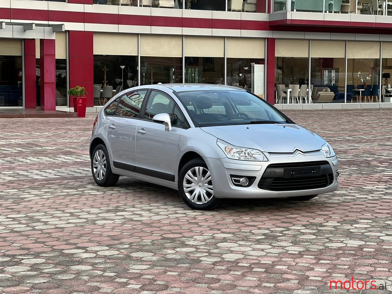 2009' Citroen C4 photo #2