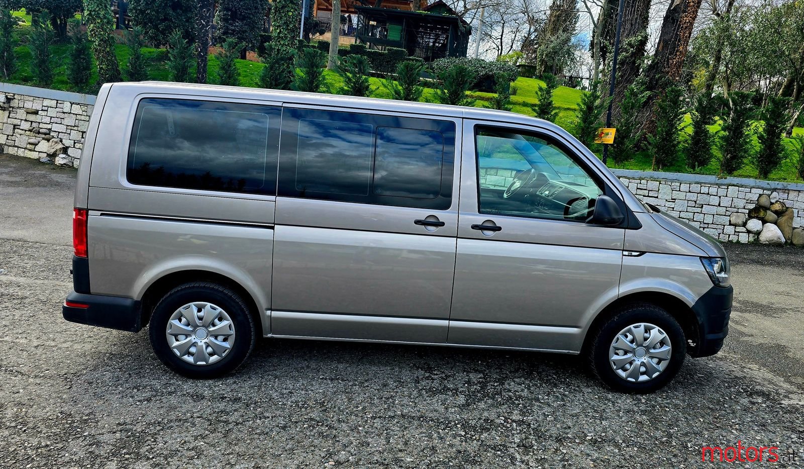 2018' Volkswagen T6 Transporter photo #6