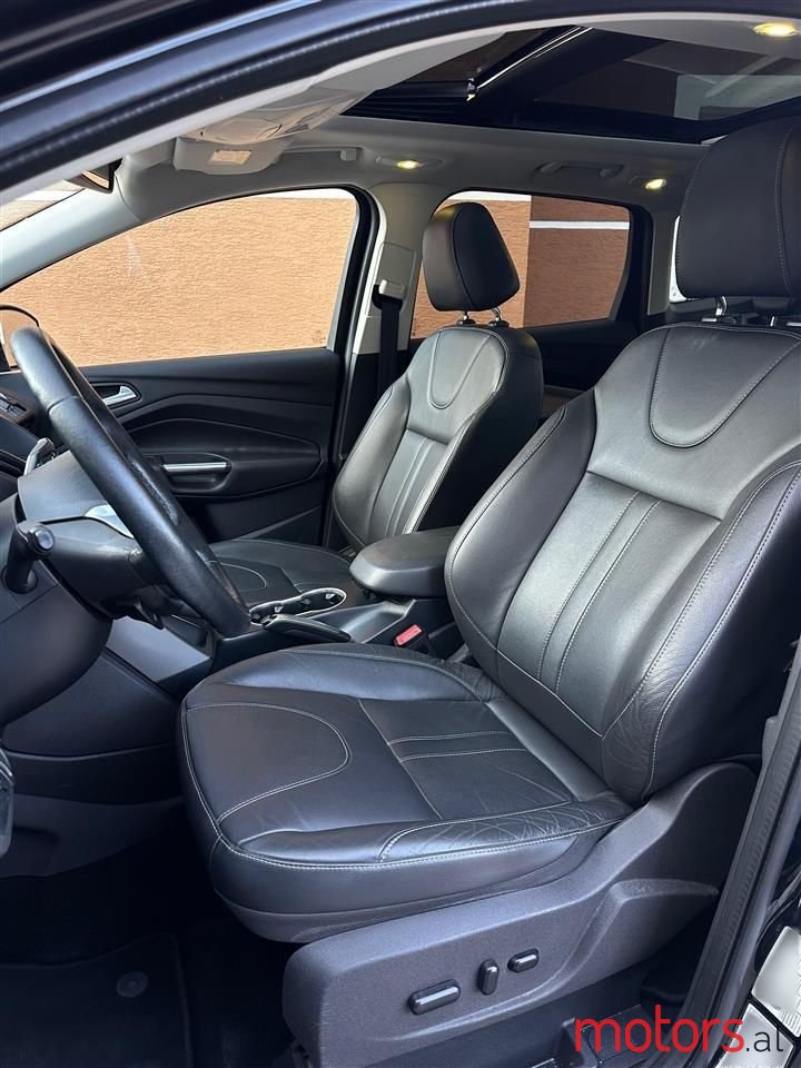 2016' Ford Kuga photo #3