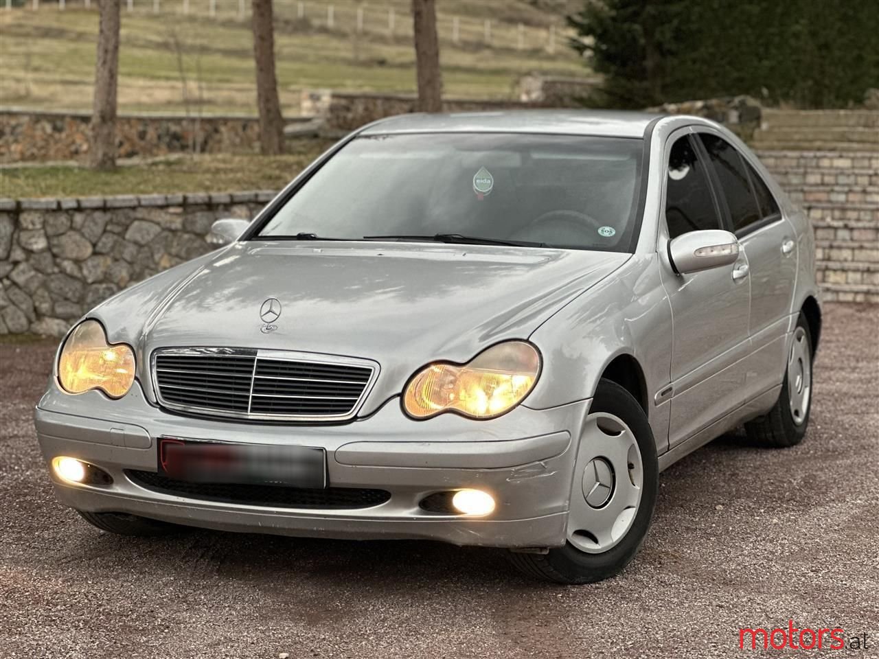 2003' Mercedes-Benz C 220 photo #1