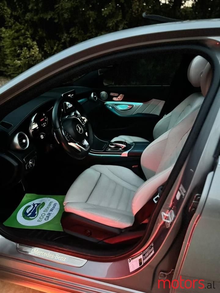 2015' Mercedes-Benz C 300 photo #6