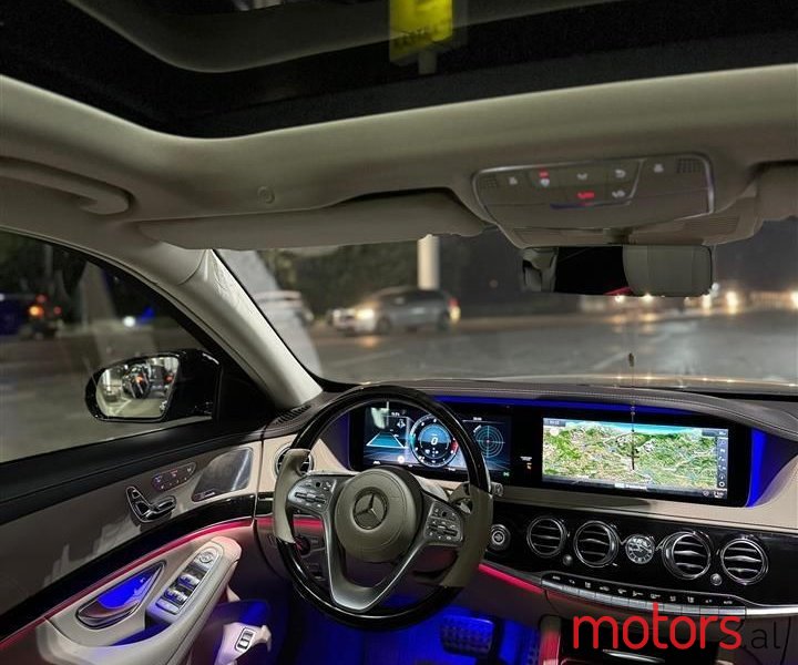 2020' Mercedes-Benz S 400 photo #2