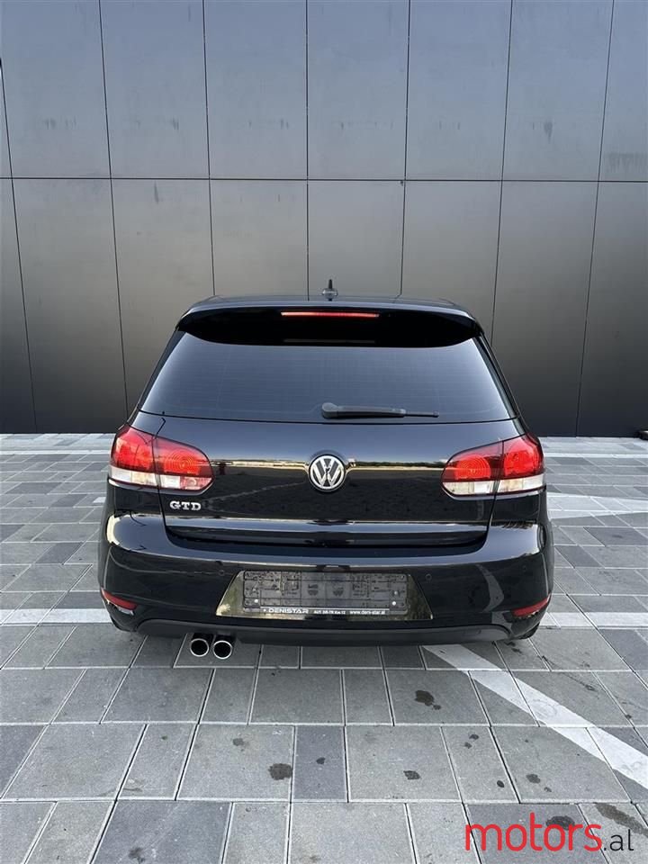 2010' Volkswagen Golf photo #3