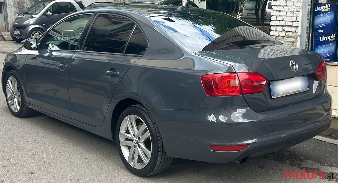 2013' Volkswagen Jetta photo #4