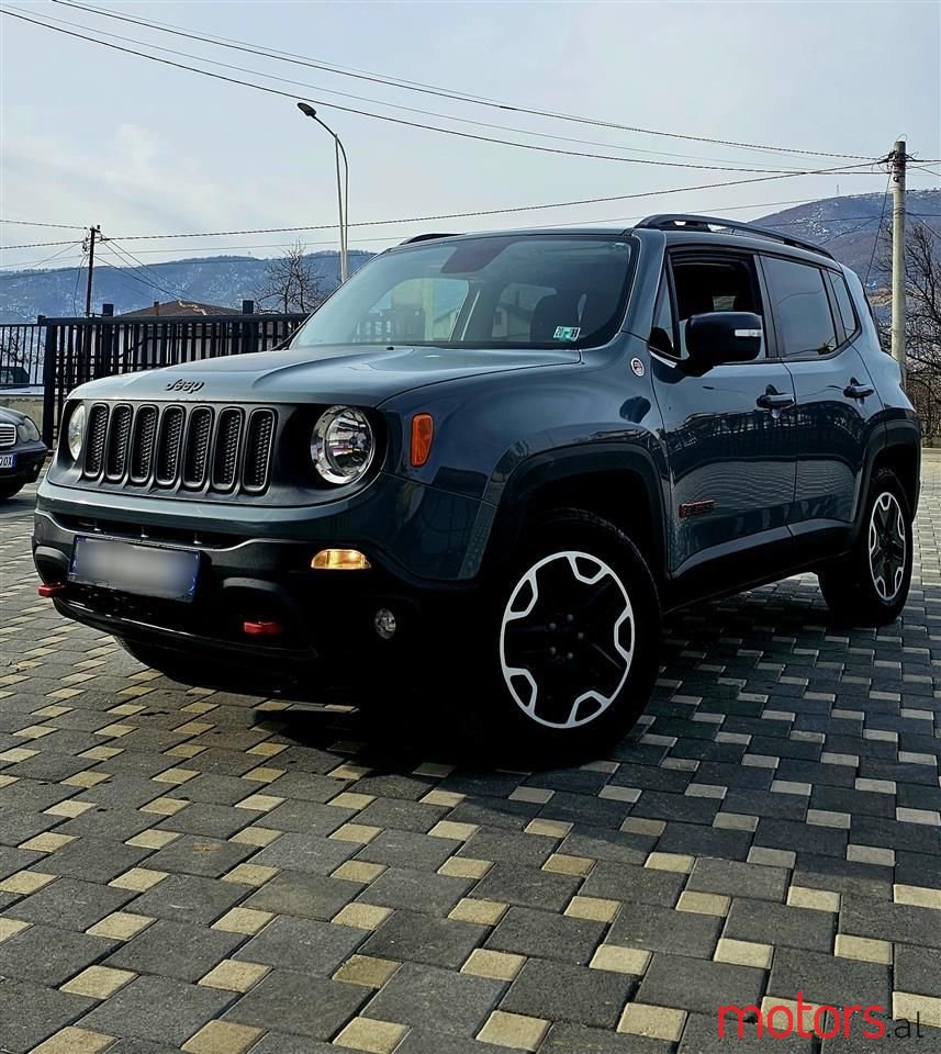 2016' Jeep Renegade photo #6