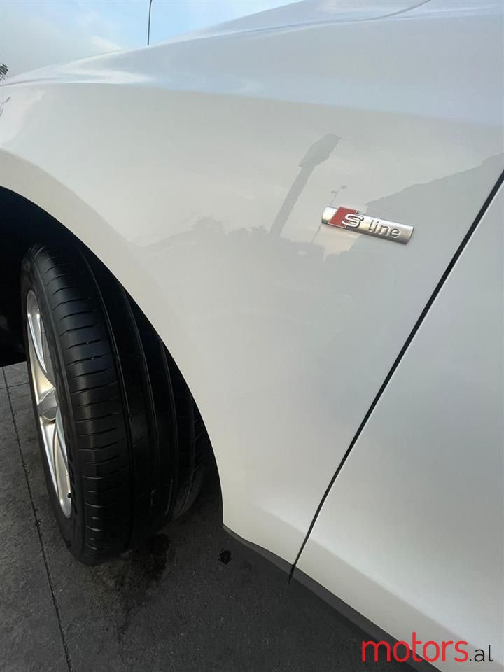 2012' Audi Q5 photo #3