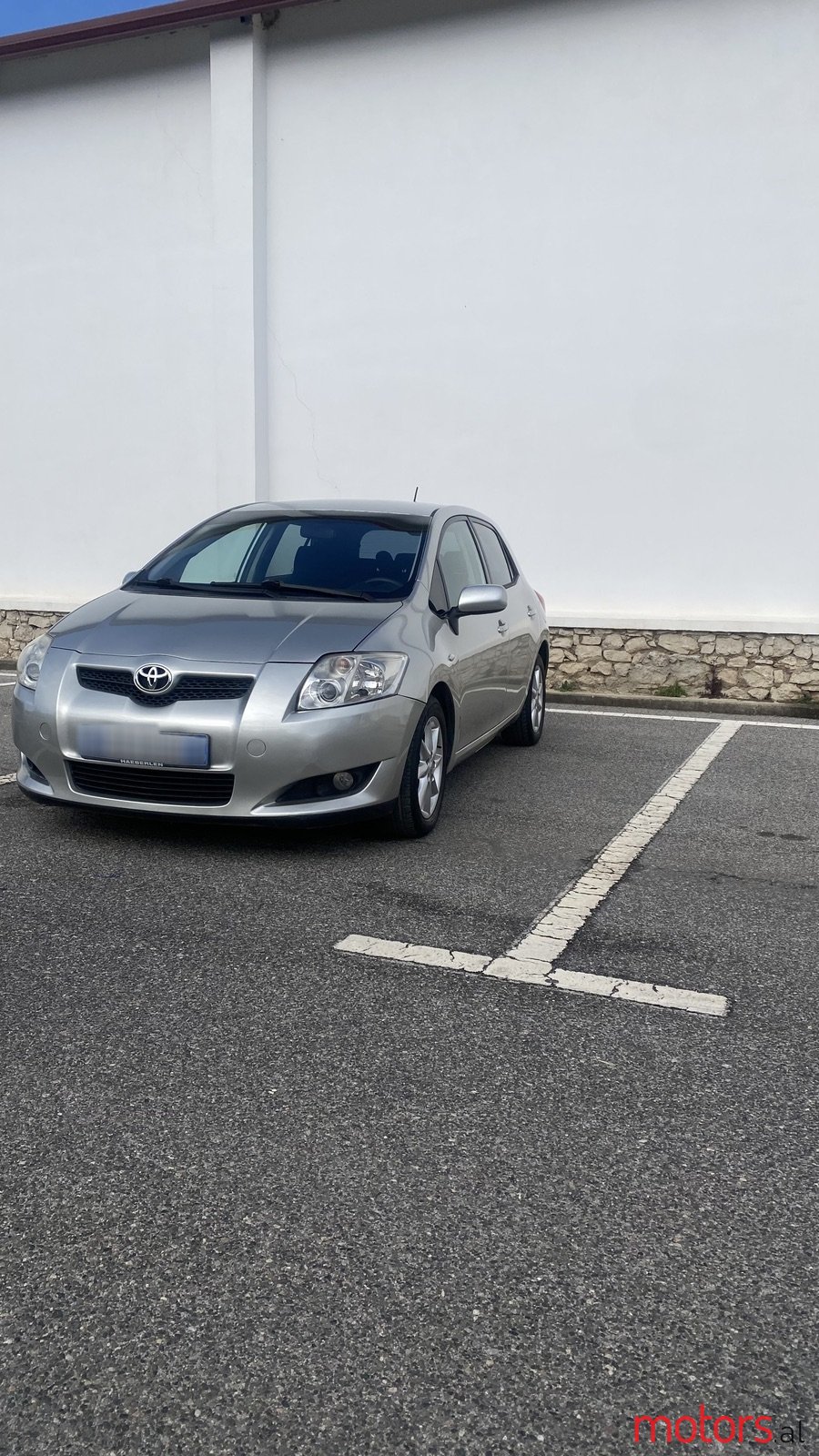 2009' Toyota Auris photo #3