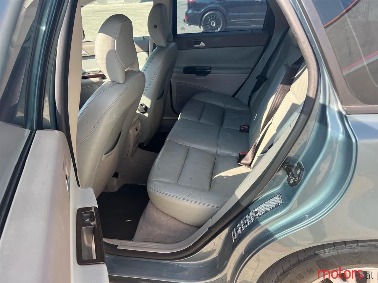 2005' Volvo V50 photo #3