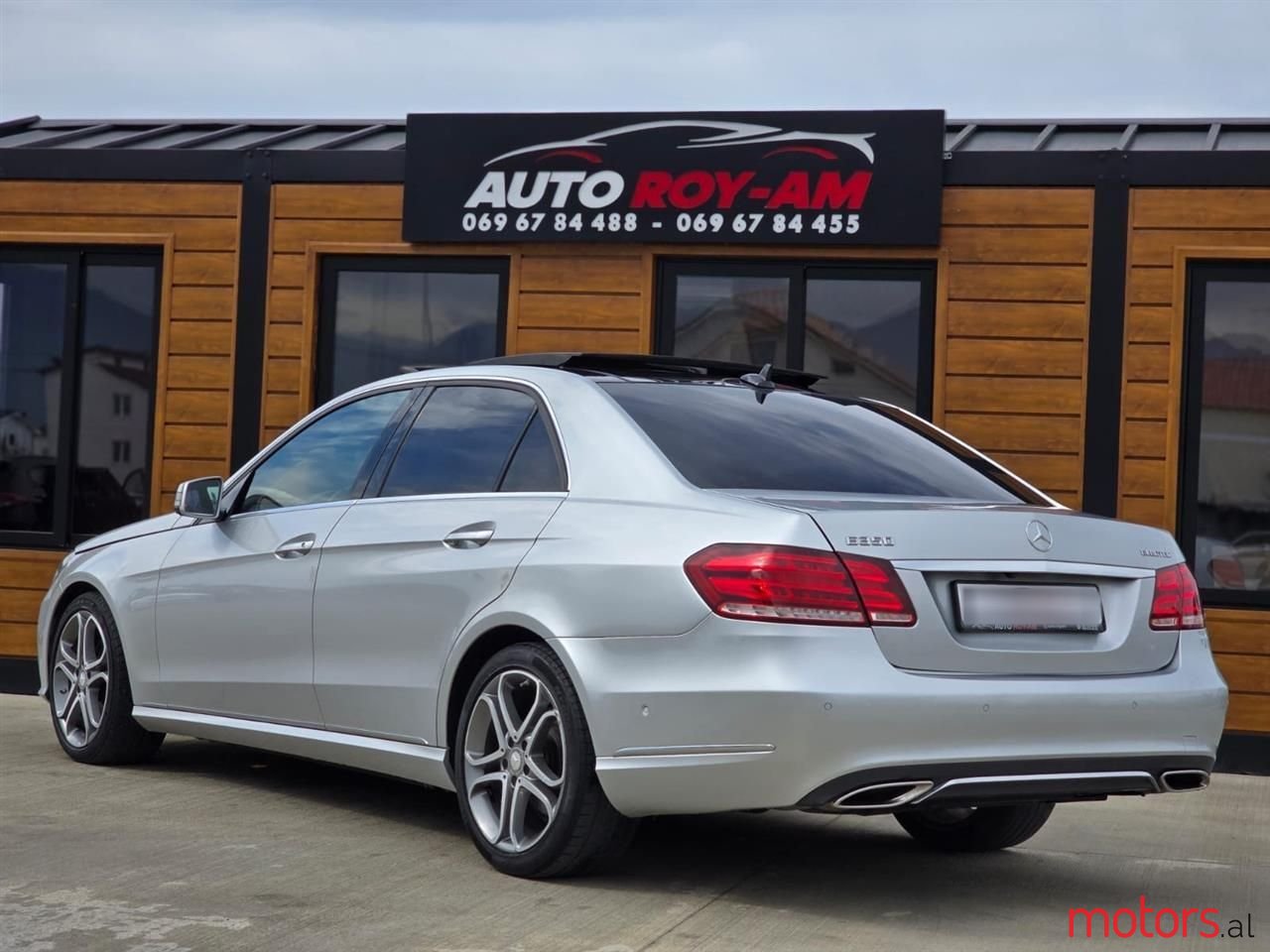 2015' Mercedes-Benz E 250 photo #4