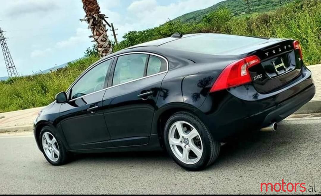 2012' Volvo S60 photo #6