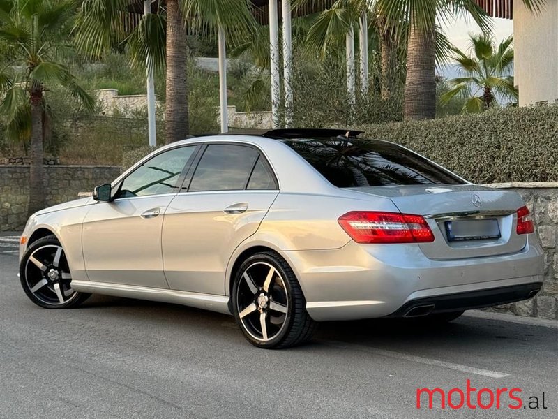 2010' Mercedes-Benz E 55 AMG photo #6