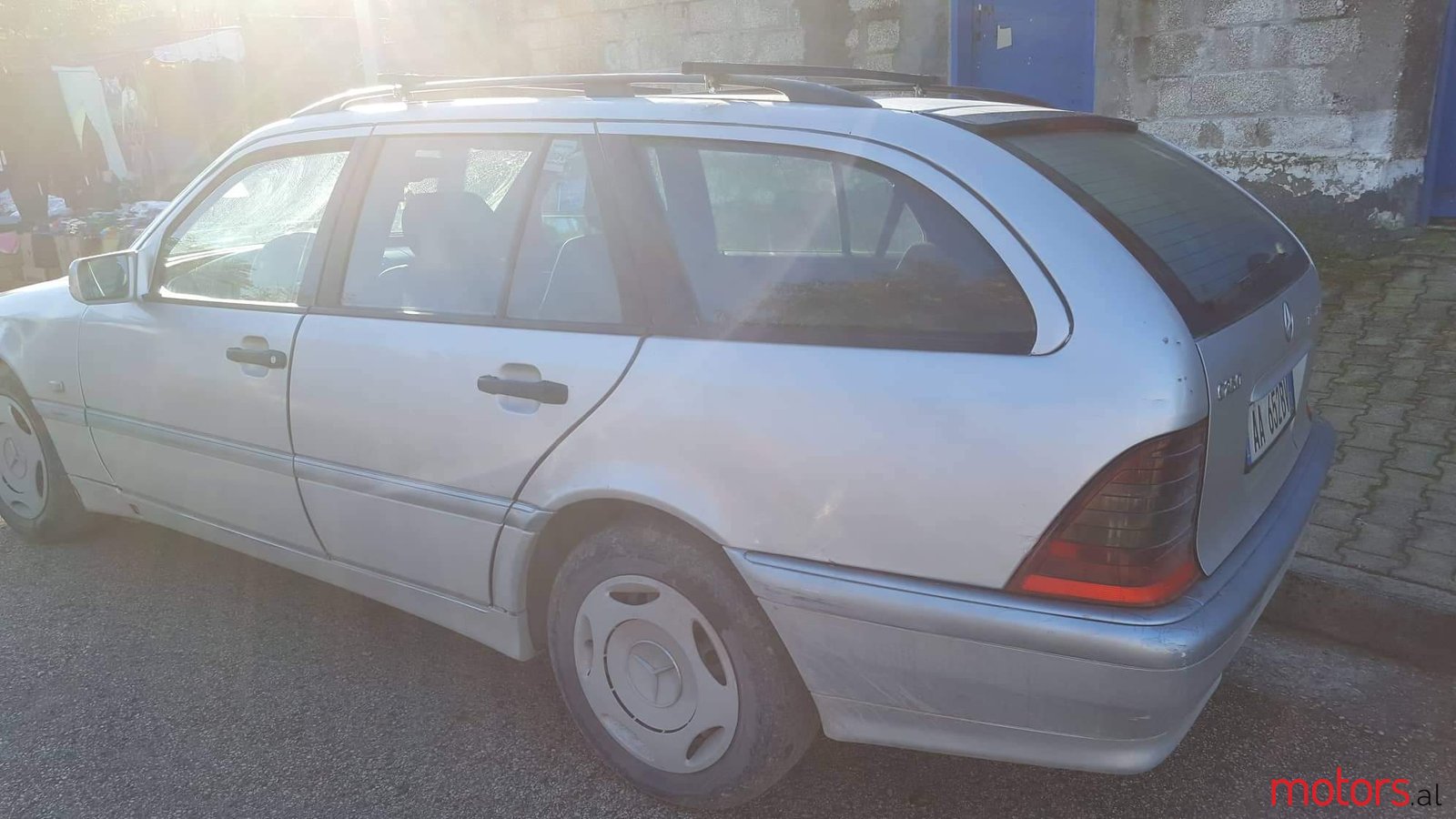1998' Mercedes-Benz 220E Jo photo #1