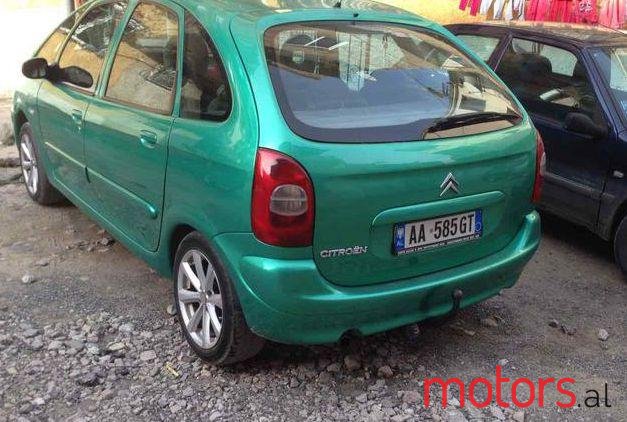 2000' Citroen Xsara Picasso photo #1