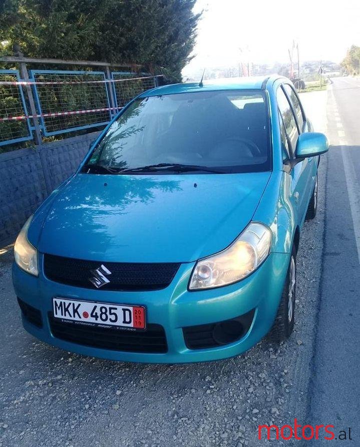 2009' Suzuki SX4 photo #1