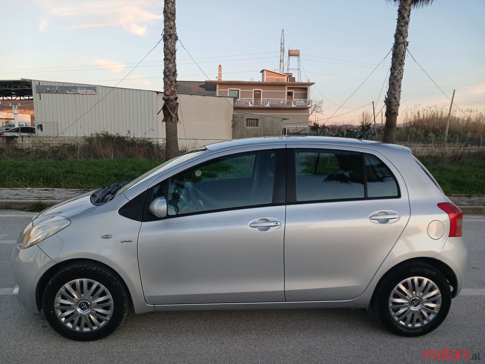 2007' Toyota Yaris photo #6